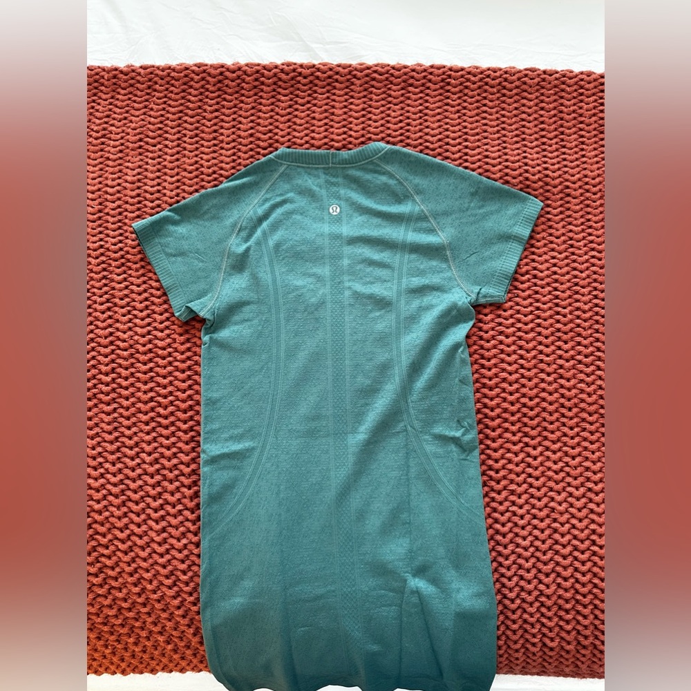 LuluLemon Swiftly Tech Short Sleeve